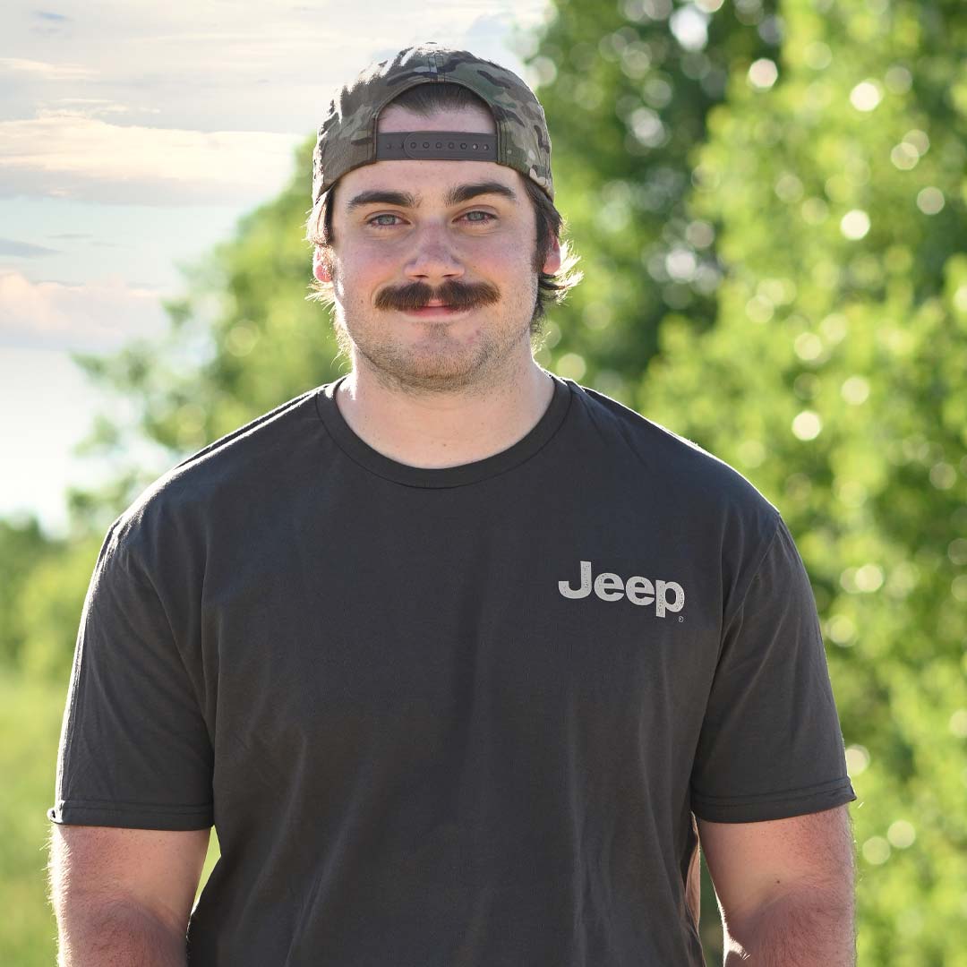 Jeep - Garage T-Shirt