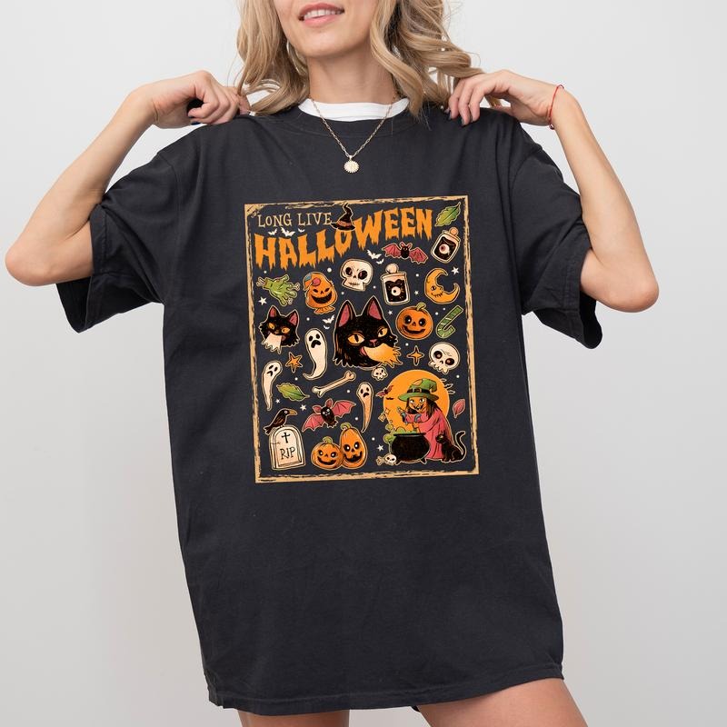 Long Live Halloween Tee, Retro Halloween Graphic T-shirt, Vintage Halloween Unhinged Shirt, Spooky Season Tee, Pumpkin Shirt, Black Cat Halloween Shirt, Comfy Fabric Graphic Tee, Women's Tops, Womenswear, Cotton Fabric Relaxed Fit Chic Style