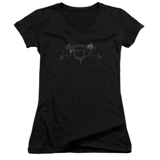 Batman v Superman Cityscape Logo - Juniors V-Neck T-Shirt