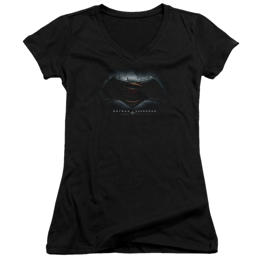 Batman v Superman Logo - Juniors V-Neck T-Shirt