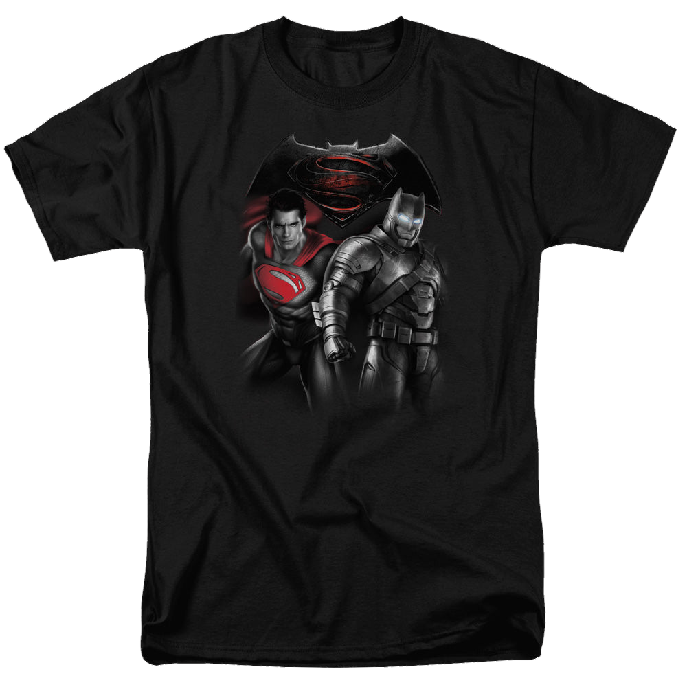 Batman v Superman Stand Off - Men's Regular Fit T-Shirt