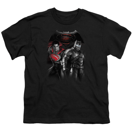 Batman v Superman Stand Off - Youth T-Shirt
