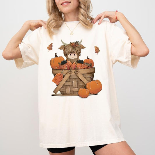 Hay Fall Highland Cow Retro Tee, Cute Heifer Cow T-shirt, Thankful Cow Unhinged Shirt, Autumn Shirts For Women, Thankful Cow Tee, Fall Vibes Shirt, Comfy Fabric Graphic Tee, Women's Tops, Womenswear, Cotton Fabric Relaxed Fit Chic Style