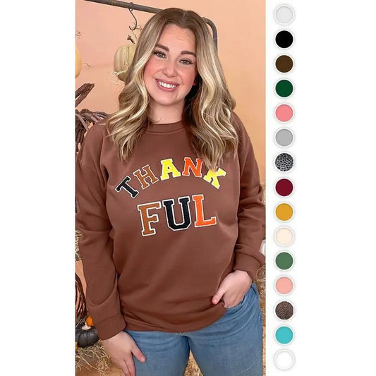 Soft Chenille Thankful Graphic Sweatshirt - Cozy Fall Vibes #ThankfulSweat #SweatshirtStyle #FallGlow